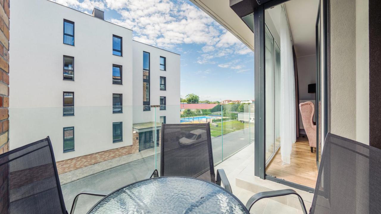 Apartamenty Simply Perlowa Przystan - Holiday City Kolobrzeg Ngoại thất bức ảnh